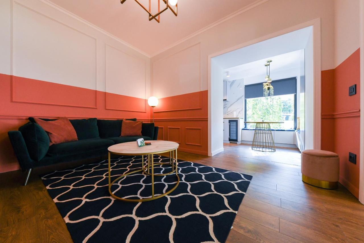 Designer Apartment In The City Center Cluj-Napoca Eksteriør bilde