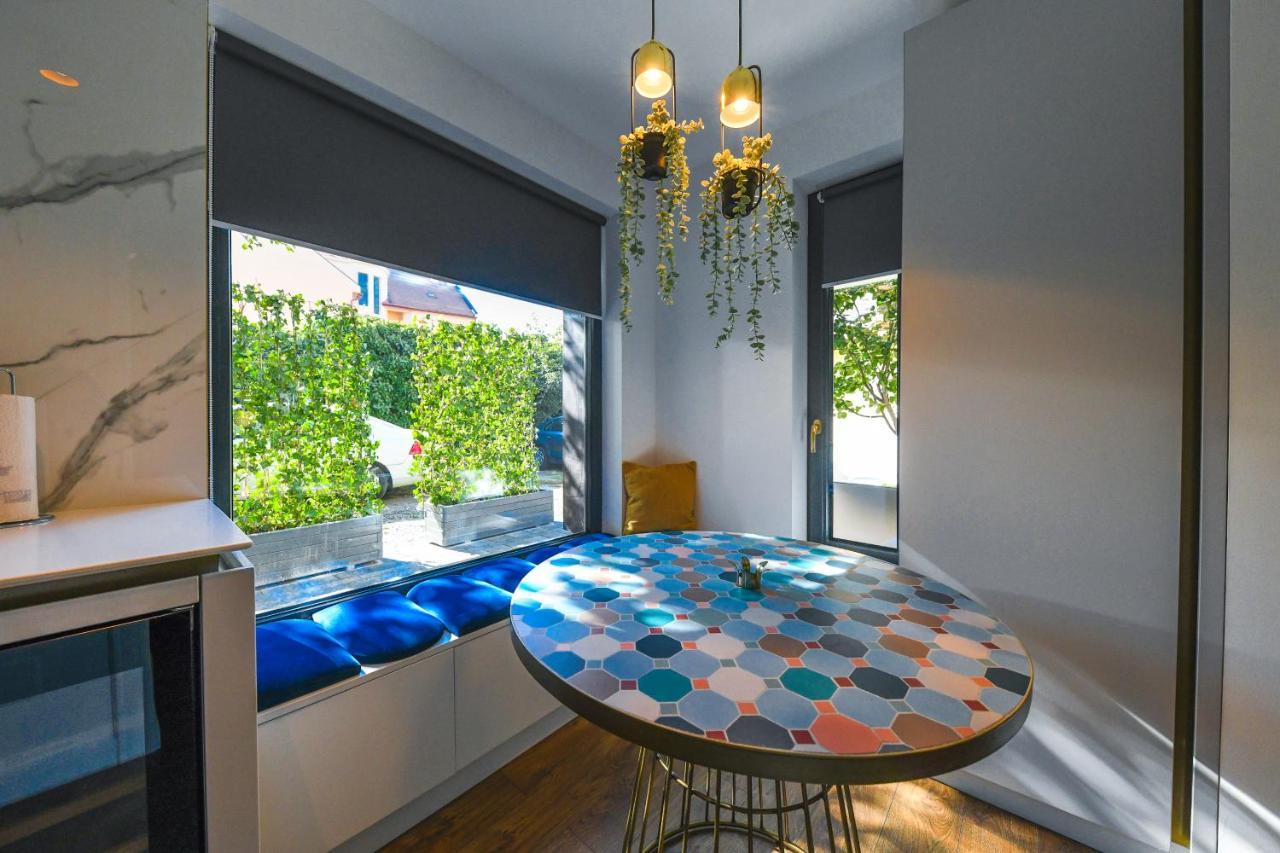 Designer Apartment In The City Center Cluj-Napoca Eksteriør bilde